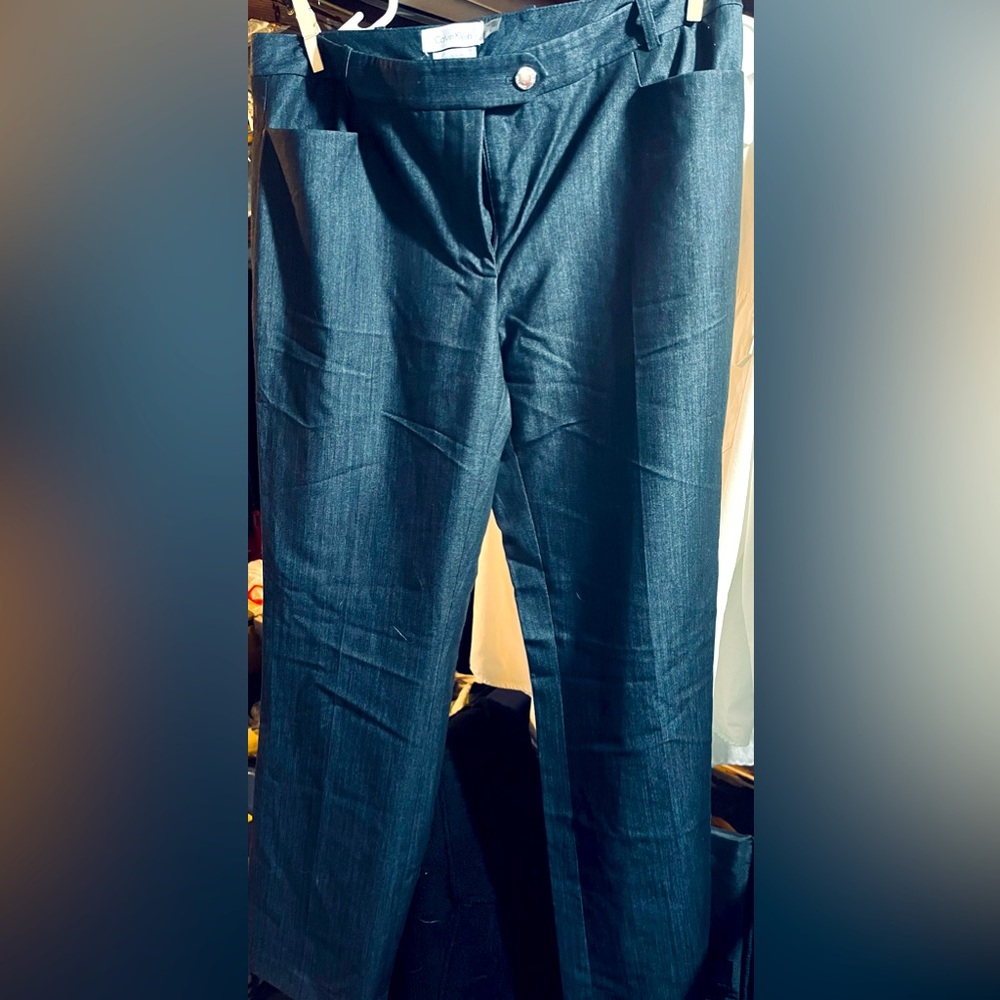 Women’s Calvin Klein dress pants - size 8